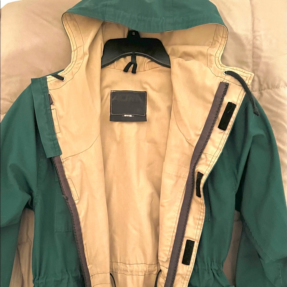 COPY - Women’s ALTRA lined rain jacket